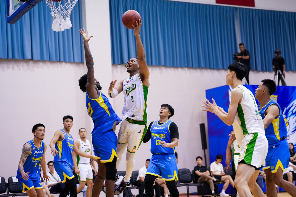 Malek Green giúp Cantho Catfish nới rộng cách biệt. (Ảnh: VBA) 4-malek-green-dan-dat-cantho-catfish-loi-nguoc-dong.jpg
