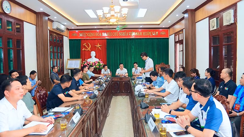 Quang cảnh buổi bốc thăm.