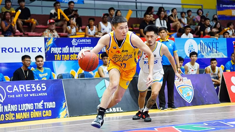 "Út Phins" vượt qua "Anh hai Đại bàng" với tỷ số sát nút. (Ảnh: VBA)