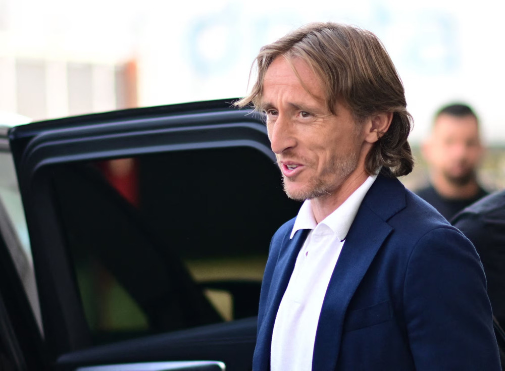 Modric đã chuyển sang khoác áo Milan. (Ảnh: ACML) 4.jpg
