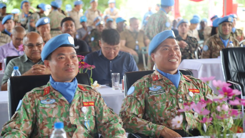 Buổi lễ trao Huy chương là sự ghi nhận của Liên hợp quốc đối với những đóng góp của Đội Công binh số 3 Việt Nam trong việc tham gia hoạt động gìn giữ hòa bình và an ninh tại khu vực. img-0343-6549.jpg