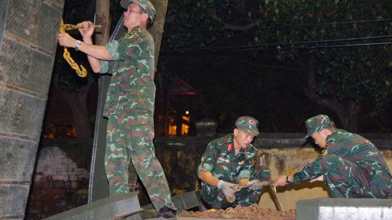 Kiểm tra, bảo đảm kỹ thuật tốt nhất cho phương tiện trước khi vận chuyển.