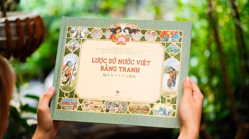 Cuốn sách “Lược sử nước Việt bằng tranh” - phiên bản song ngữ Việt-Nhật.