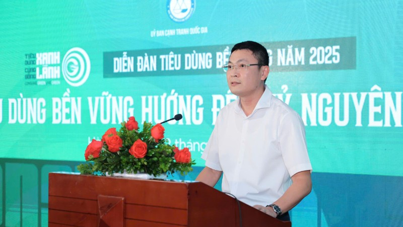 Ông Trịnh Anh Tuấn – Chủ tịch Ủy ban Cạnh tranh quốc gia phát biểu tại sự kiện. dien-dan-2-5880.jpg