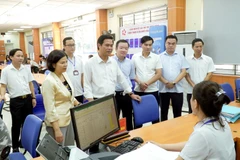 Đoàn công tác của tỉnh Bắc Ninh kiểm tra tình hình vận hành chính quyền địa phương 2 cấp tại phường Từ Sơn.