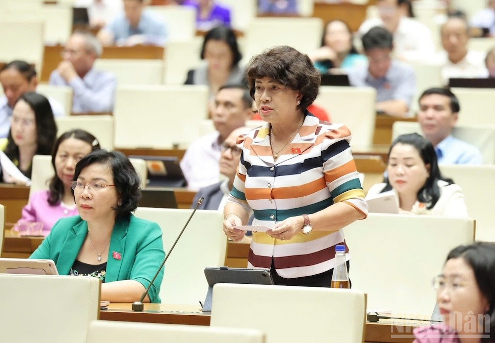 Đại biểu Nguyễn Thị Lệ Thủy (Đoàn Bến Tre), Phó Chủ nhiệm Ủy ban Khoa học, Công nghệ và Môi trường. (Ảnh: DUY LINH) ndo_br_db-le-thuy.jpg