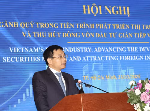 bo-truong-bo-tai-chinh-nguyen-van-thang-phat-bieu-tai-hoi-nghi-thuc-day-nganh-quy-va-thu-hut-dong-von-dau-tu-gian-tiep-vao-viet-nam-anh-hua-chung-ttxvn.jpg