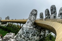 Việc du lịch ẩm thực đang vươn lên mạnh mẽ trên toàn cầu đang mở ra nhiều cánh cửa đưa du khách tiếp cận “bàn tiệc” đa sắc màu của thế giới. (Ảnh minh họa: Traveloka)