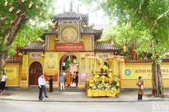 Quang cảnh chùa Quán Sứ, Hà Nội. (Ảnh minh họa: TRẦN HẢI)