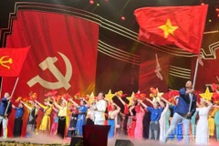 Một tiết mục biểu diễn nghệ thuật. (Ảnh minh họa: TRUNG HƯNG)