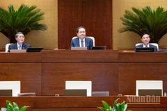 Chủ tịch Quốc hội Trần Thanh Mẫn và các Phó Chủ tịch Quốc hội tại phiên họp. (Ảnh: DUY LINH)