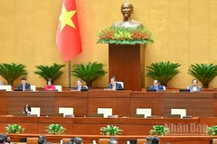 Quang cảnh phiên họp của Quốc hội sáng 11/12. (Ảnh: DUY LINH)