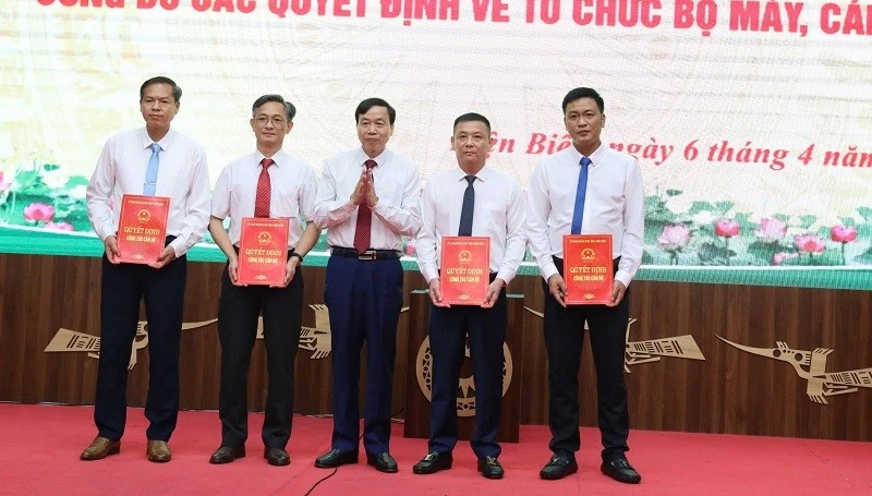 Tỉnh Điện Biên Sắp Xếp Lại Bộ Máy, Chấm Dứt 5 Ban Quản Lý Dự Án Và Điều Động Cán Bộ