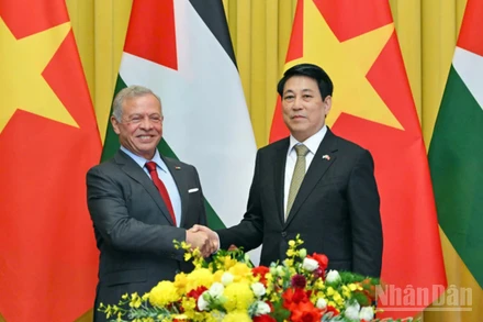 Chủ tịch nước Lương Cường hội đàm với Quốc vương Jordan Abdullah II Ibn Al-Hussein.
