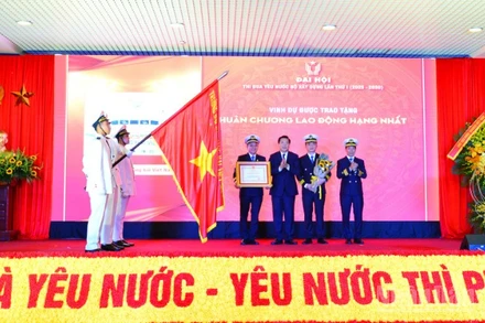 Ngày 24/10/2025, Trường đại học Hàng hải Việt Nam vinh dự đón nhận Huân chương Lao động hạng Nhất do Chủ tịch nước trao tặng.