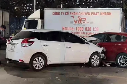 Hiện trường vụ tai nạn trên phố Nguyễn Chánh.