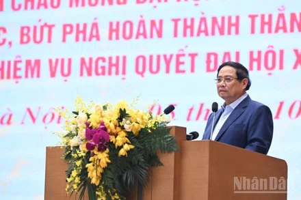 Thủ tướng Phạm Minh Chính, Chủ tịch Hội đồng Thi đua-Khen thưởng Trung ương phát biểu tại Lễ phát động thi đua. (Ảnh: TRẦN HẢI)