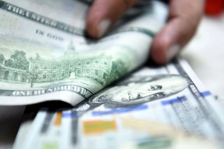 Khối lượng dự trữ ngoại hối do các ngân hàng trung ương toàn cầu nắm giữ đã vượt mốc 12.000 tỷ USD trong quý 2 năm 2025. (Ảnh: THX)