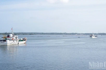 Biên đội Tàu KN 306, KN 317 lên đường làm nhiệm vụ trực Tết.