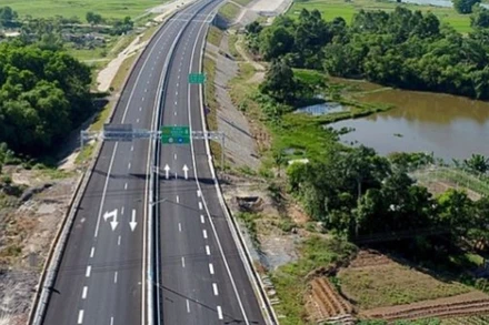 Cao tốc Vân Phong-Nha Trang.
