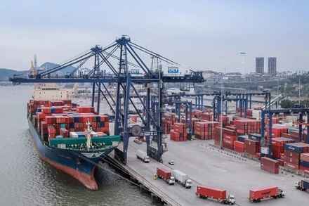 Ảnh minh họa: Cảng quốc tế Cái Lân.