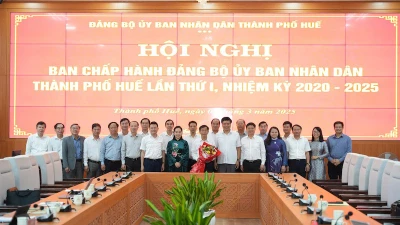Hội nghị Ban Chấp hành Đảng bộ Ủy ban nhân dân thành phố Huế lần thứ I năm 2025.