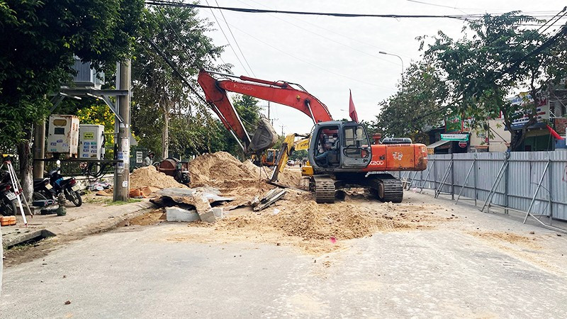 Dự án đường Thủ Khoa Huân (phường Phú Thủy) thi công liên tục trong dịp nghỉ lễ Tết Dương lịch.