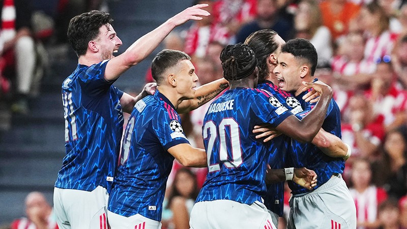 Arsenal đang có đội hình thi đấu ổn định và ăn ý qua từng trận.