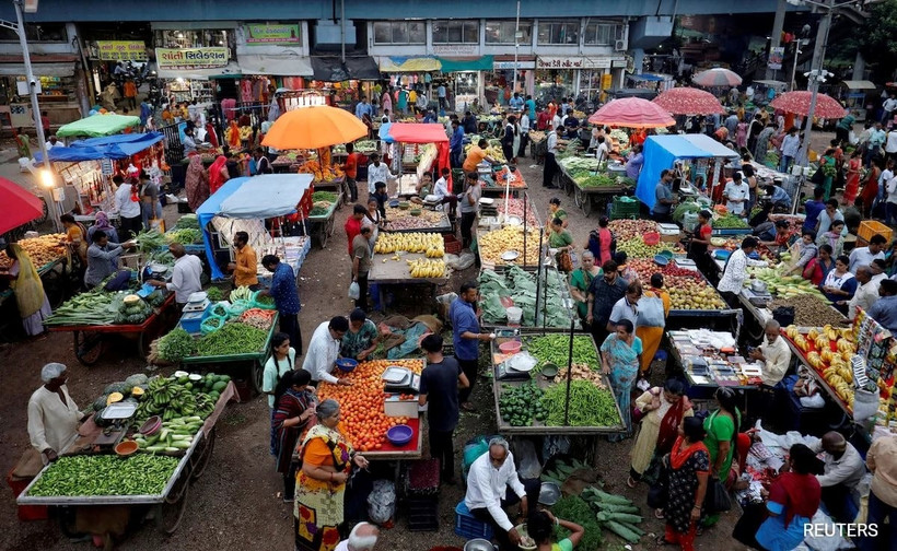 Áp lực giá cả giảm bớt là căn cứ để RBI cắt giảm lãi suất. Ảnh: GETTY