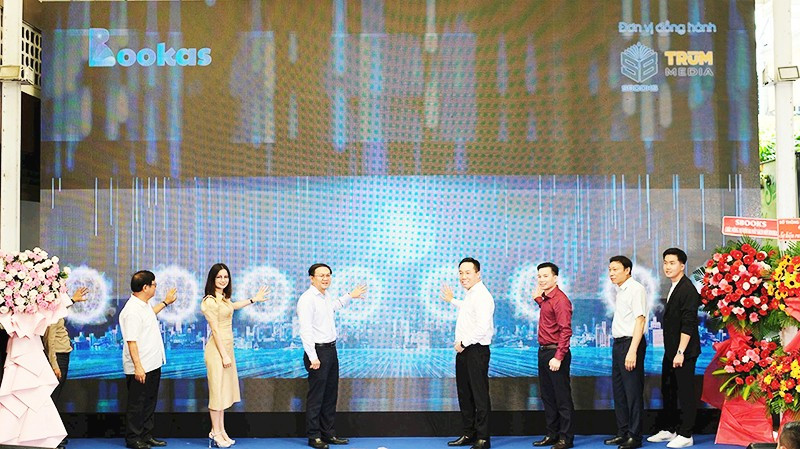 Khai trương một tuần lễ sách số tại Đường sách TP Hồ Chí Minh.