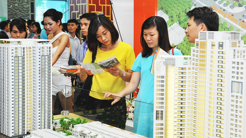 Các doanh nghiệp bất động sản không thể mở bán sản phẩm khi chưa hoàn thành nghĩa vụ tài chính. Ảnh: Nam Anh