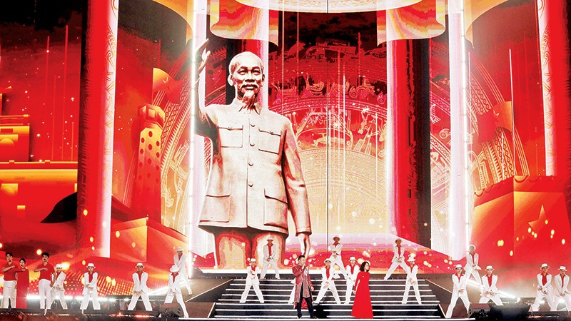 Sự kiện mừng thành công của Đại hội đại biểu toàn quốc lần thứ XIV của Đảng.