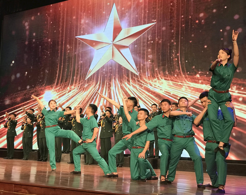 Văn hóa được xác định là nền tảng, động lực và mục tiêu cho sự phát triển kinh tế-xã hội, xây dựng con người Việt Nam.