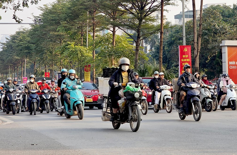 Cả nước hiện có hơn 70 triệu mô-tô và xe gắn máy đang lưu hành. Ảnh: NAM HẢI