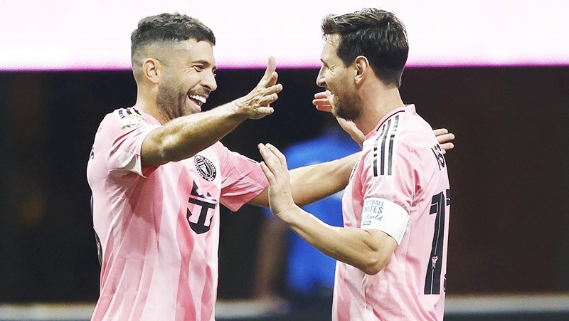 Jordi Alba giã từ sự nghiệp