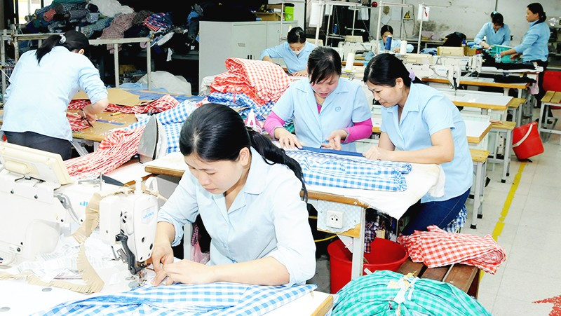 Tỷ lệ năng lượng tái tạo trở thành điều kiện trong quá trình thẩm định đơn hàng. Ảnh: NAM ANH