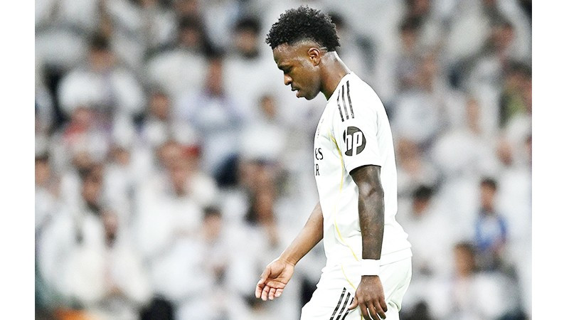 Tài năng của Vinicius ngày càng bị che khuất bởi chuỗi hành vi gây ức chế cho chính đồng đội và khán giả.