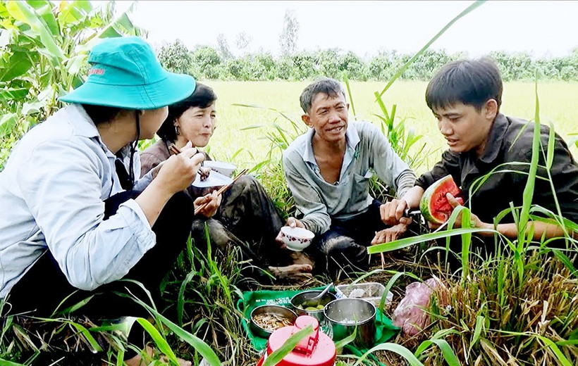 Bữa cơm mùa gặt.