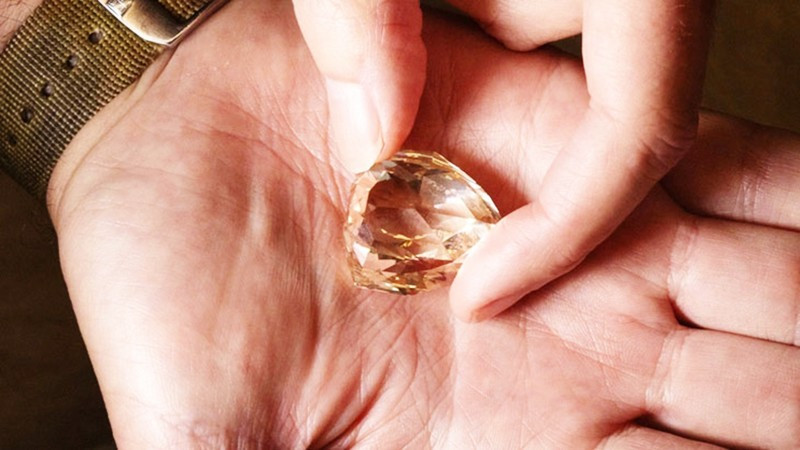 Viên kim cương huyền thoại tái xuất