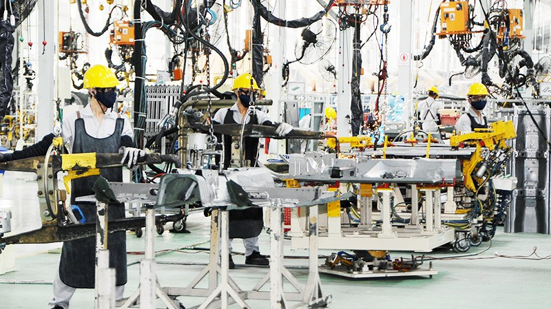 Để đạt được mục tiêu tăng trưởng, các doanh nghiệp phải nỗ lực đổi mới sáng tạo và áp dụng khoa học - công nghệ. Ảnh: BẮC SƠN