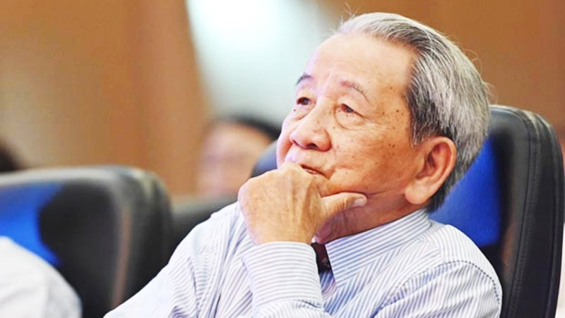 Nhà thơ Hoài Vũ.