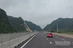 Ảnh minh hoạ: Doanh nghiệp xây dựng Xuân Trường đề xuất xây dựng 2 trục đường chính quy mô 8 làn xe nối Ninh Bình-Nam Định-Hà Nam.