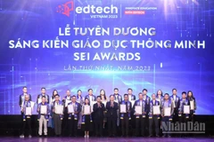 Các tổ chức, doanh nghiệp tiêu biểu được vinh danh tại Lễ tuyên dương Sáng kiến giáo dục thông minh lần thứ nhất, năm 2023.