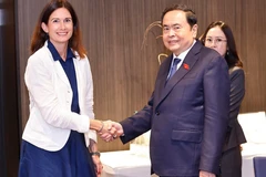 Chủ tịch Quốc hội Trần Thanh Mẫn hội kiến Chủ tịch Hạ viện Thụy Sĩ Maja Riniker. (Ảnh: TTXVN)