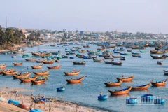 Làng chài ven biển thuộc tỉnh Lâm Đồng.