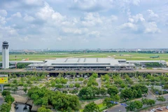 Cảng hàng không quốc tế Tân Sơn Nhất hiện hữu.