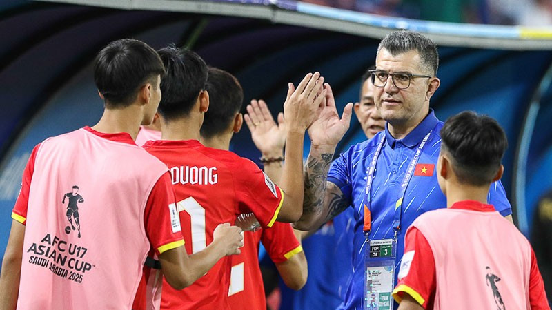 Thầy trò huấn luyện viên Cristiano Roland hướng tới Vòng loại U17 châu Á 2026 diễn ra vào tháng 11 tới đây. (Ảnh: VFF)