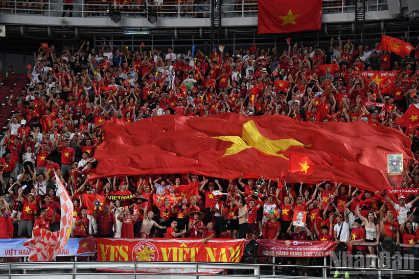 Lội ngược dòng trước đội chủ nhà, U22 Việt Nam giành Huy chương Vàng đầy cảm xúc