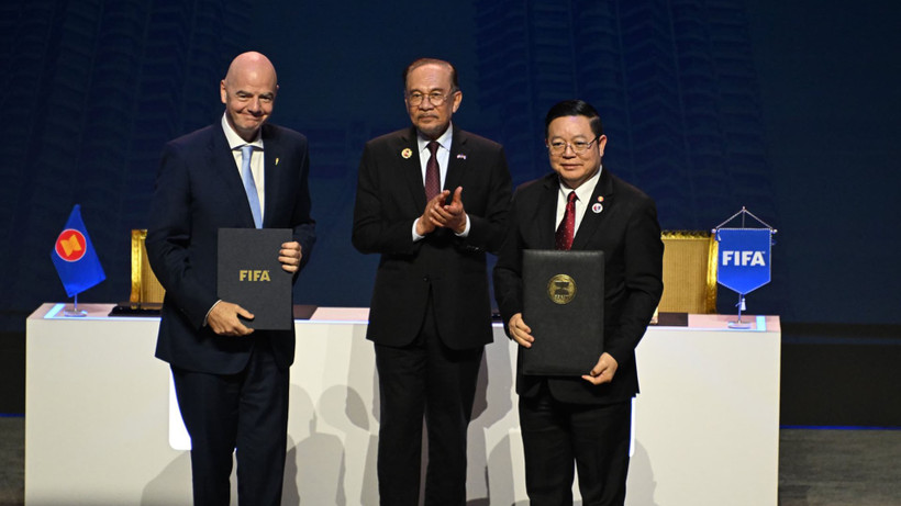 Biên bản ghi nhớ hợp tác giai đoạn mới giữa FIFA và ASEAN. (Ảnh: FIFA)