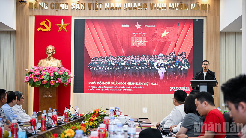 Tổng đạo diễn chương trình Đặng Lê Minh Trí nói về sự tham gia của Khối đội ngũ Quân đội Nhân dân Việt Nam. (Ảnh: THÀNH ĐẠT)